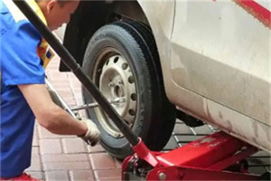 罗湖区附近拖车24小时服务热线电话