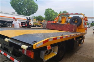 罗湖区附近拖车电话号码服务