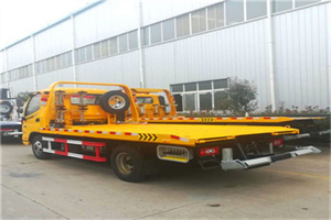 罗湖区附近拖车救援搭电